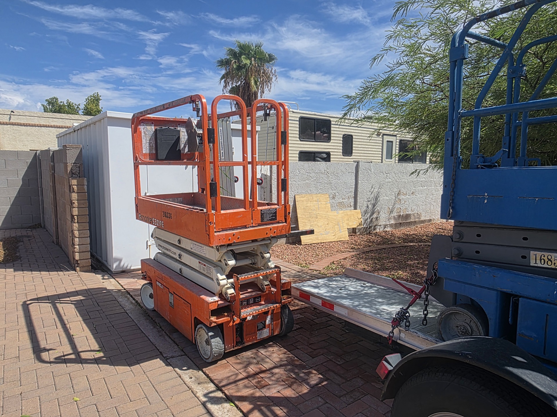 $125/day plus delivery